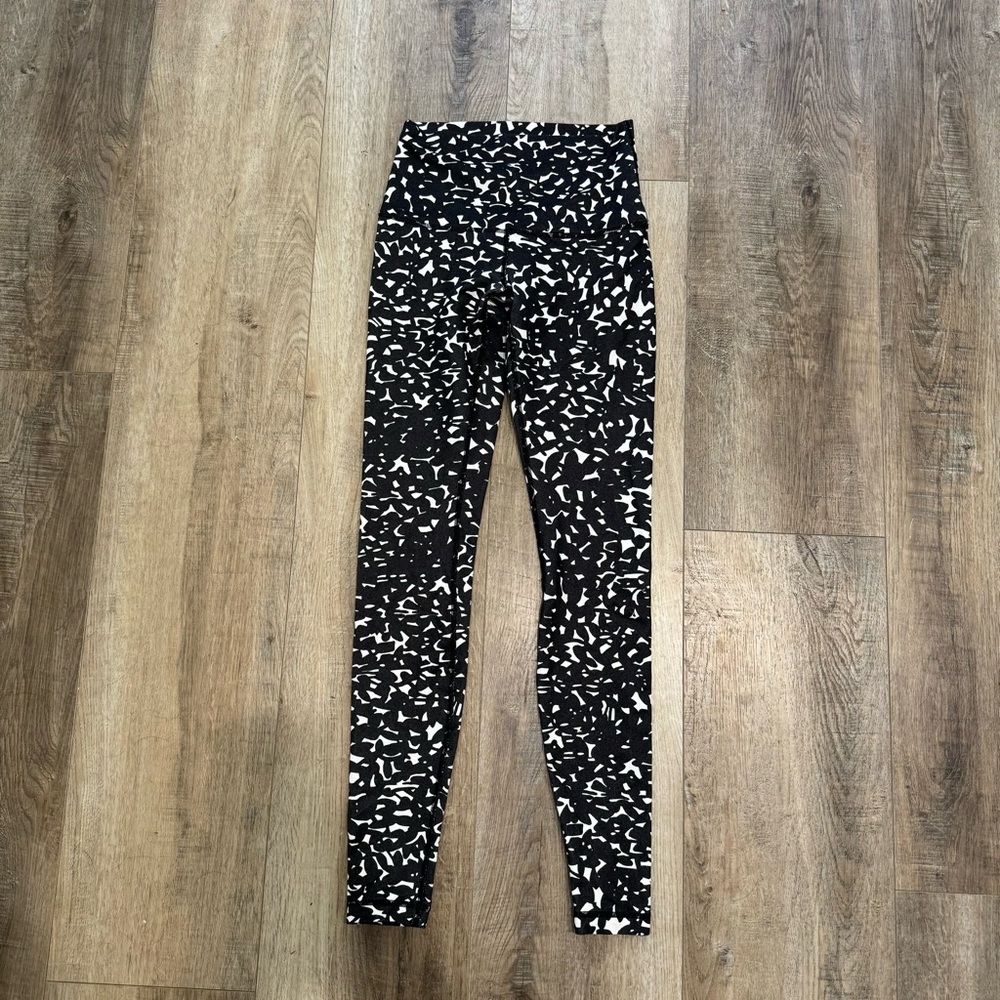 Lululemon Athletica Black and White Patterned Leggings